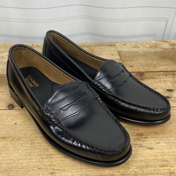 G.H. Bass - Whitney Weejuns Black Leather Penny Loafers - Women's 9 - Picture 1 of 14